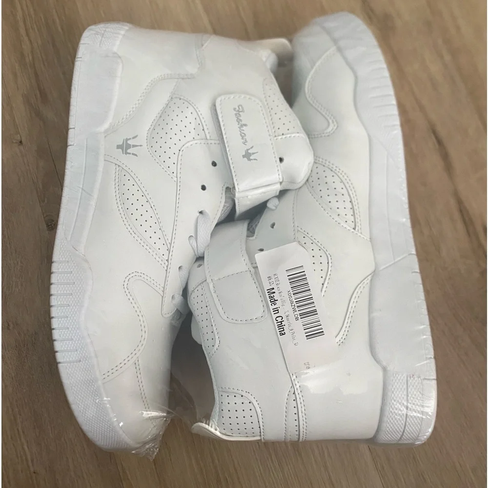Mens All White Casual High Top Leather Sneakers size 9.5